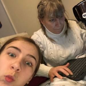 Meet your Posher, Denise